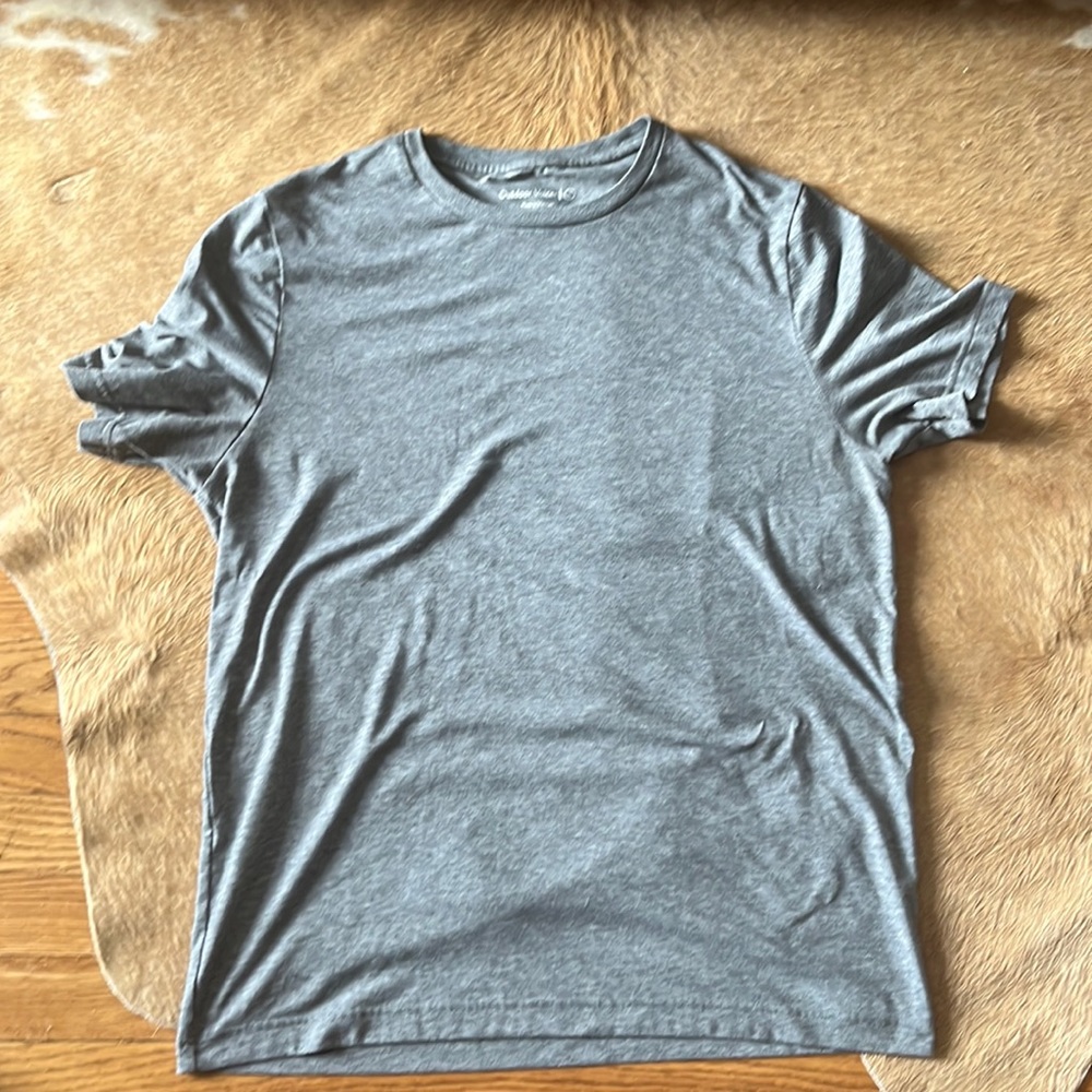 Men’s Outdoor Voices T-shirt - large, grey. Pre owned. No rips, stains, or holes